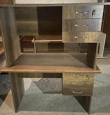 ofis ustolu: Yeni, İşçi üçün, Dördbucaq masa — 2