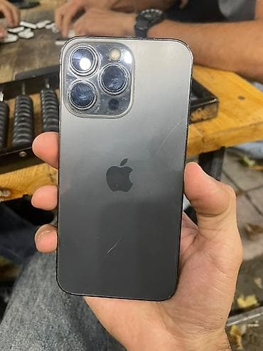 beats studio 3: IPhone 13 Pro, 128 GB, Graphite — 1
