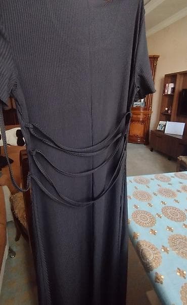 sumqayitda donlar: Heç geyinilməyib.uzun dondu arxası ipli S razmer. təcili satılır — 2