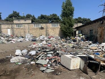 xacmaz kiraye: Xaçmazın kruqunda tam mərkəzdə obyekt satılır. Sahəsi 16 sot (1623 — 8