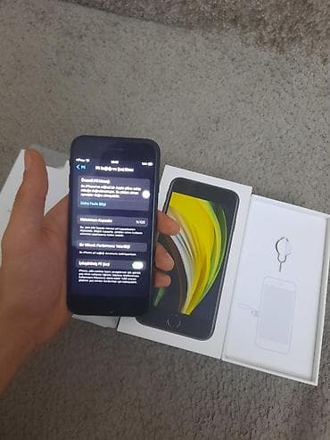 iphone 2020: IPhone SE 2020, 64 GB, Qara, Barmaq izi — 8