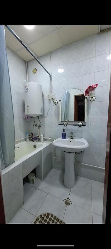 rabocide kiraye evler: Salam, Xalqlar Dostlugunda, 5 mertebeli binanın besini mertebesi — 9