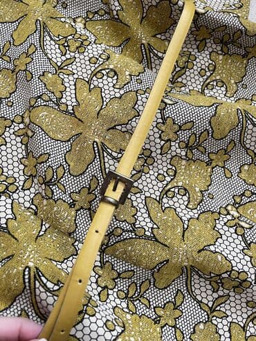 кыргызское национальное платье: Əyində çox gözəl duruşu var.Baha alınıb.Yeni kimidir.34-36 bədənə — 2