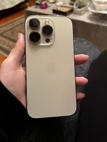 dubayski iphone 13: IPhone 14 Pro, 256 GB, Qızılı, Face ID — 1