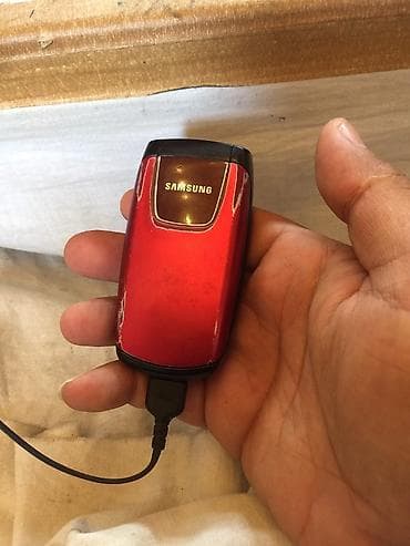 agdas telefon: C270 tam idial antik telefon hecbir prablemi yoxdu tam orijinaldi rial — 1