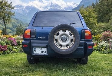 07 baqaj: Toyota RAV4 – 1-ci nəsil, qısa kuzovlu kompakt SUV - Kuzov: 5 qapılı — 4