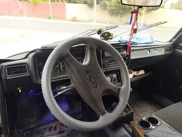 traktor te 25: VAZ (LADA) 2107: 1.6 l | 2005 il 82100 km Sedan — 4