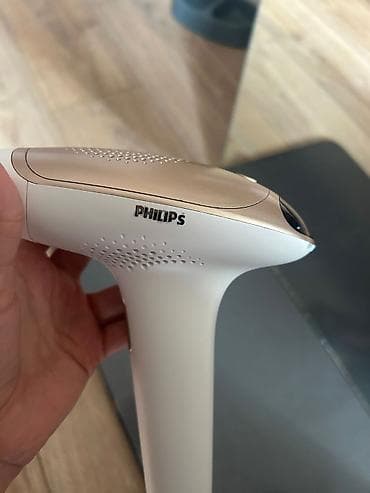Личные вещи: Philips lazer aparatı satılır. Çox az işlədilib 1000000 atışdan 974106 — 2