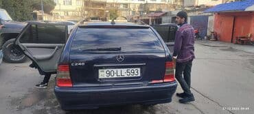 panorama mercedes 2008: Mercedes-Benz C-Class: 2.4 l | 1999 il Van/Minivan — 9