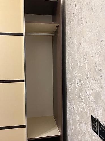 2 qapılı, Bej, Digər material, Kupe, Düz dolab