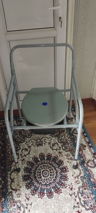 xəstə unitazı: Portativ komod kreslo (yataq yanı tualet) - Metal möhkəm karkas — 3