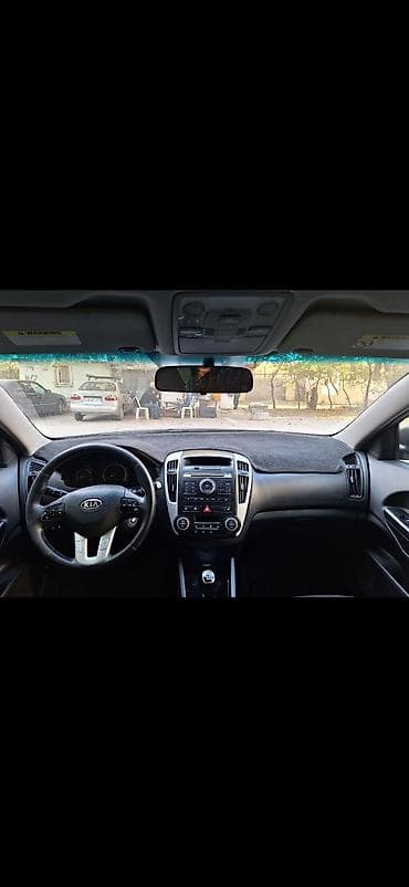 diskler r15: Kia Ceed. Disel. Mexanika. Günlük icarəyə verilir. Depozit 300 manat — 2