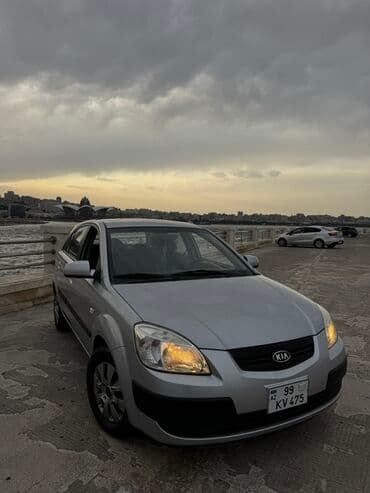 машина под выкуп бишкек: Model: Kia Rio hatchback Kuzov: 5 qapılı, gümüşü rəng Yanacaq: Benzin — 4