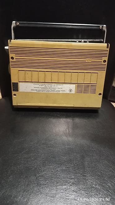 radio usb bluetooth: VEF 214 portativ radiomüəyyinə - Model: VEF 214 (ön paneldə — 6