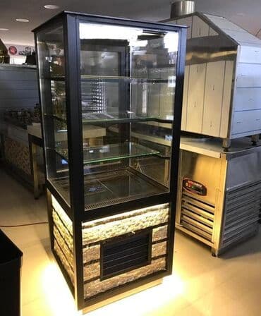 витрины для магазина: Məhsulların nümayişi üçün nəzərdə tutulmuş şüşə vitrin. Bu vitrin şüşə — 1