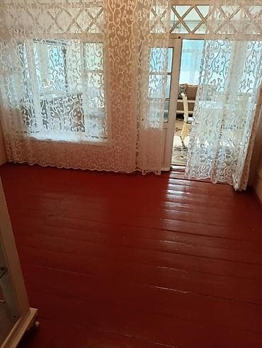ramani kiraye ev: Satılır: həyət evi Xüsusiyyətlər: - İki mərtəbəli planlı veranda və — 6