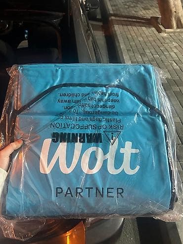 Wolt çatdırılma çantası – PARTNER modeli - Rəng: açıq mavi, Wolt