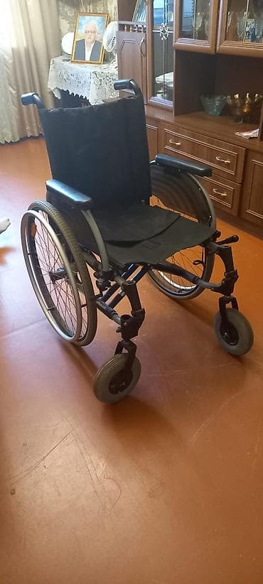 rucqa: Ottobock əlil arabası - Brend/model: Ottobock (şəkildə arxa hissədə — 3