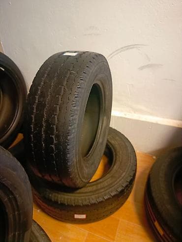 İşlənmiş Şin Bridgestone 235 / 65 / R 16 — 2