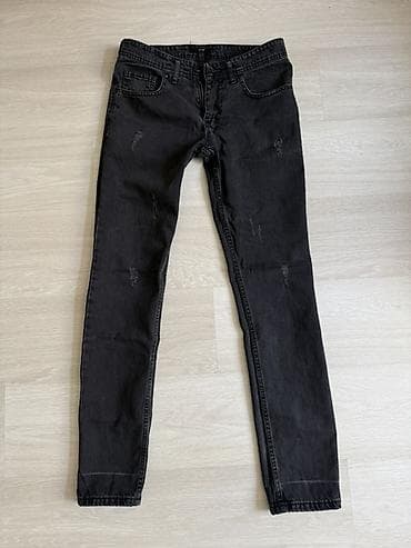 Qara rəngli cins şalvar - Model: dar/skinny kəsim, aşağıdan yığma lalafo.az -da Qara rəngli cins şalvar - Model: dar/skinny kəsim, aşağıdan yığma