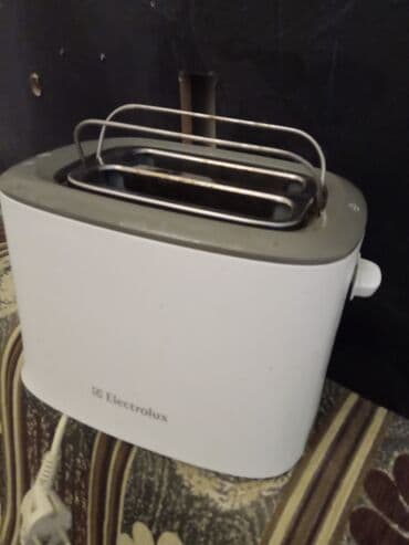 Separatorlar: Toster Electrolux, rəng - Ağ — 1