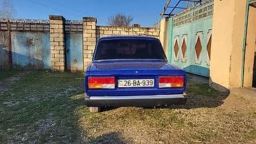 avtomobil oturacaqlar: VAZ (LADA) 2107: 1.3 l | 1985 il 200000 km Sedan — 6