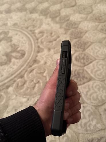 Telefon ehtiyat hissələri: Orginal kabrodu 15 pro ve 16 pronundu.xaricden getizdirilib.zerbeye — 5