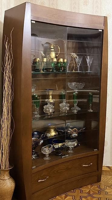 Mebel dəsti – şüşəli vitrin və TV stendi - Material: tünd qəhvəyi — 1
