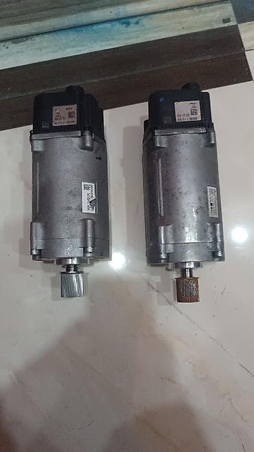 mersedes hissələri: Məhsul: Yeni Elektrik sükan nasosu üçün elektrik motorları (2 ədəd) — 1