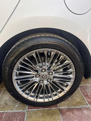 prado disk teker: 245/45/R18

Barterde var baxir teklifə — 2