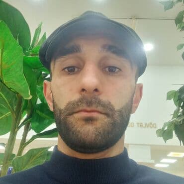 Kuryer iş axtariram