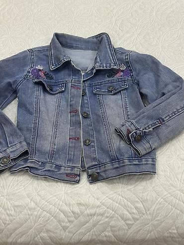 geynilmis paltarlar: Jaket, Qız üçün, 8 - 9 yaş — 2