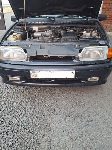 qadınlar ucun maşınlar: LADA Samara sedan – qara rəngdə, aerodinamik arxa spoylerli — 3