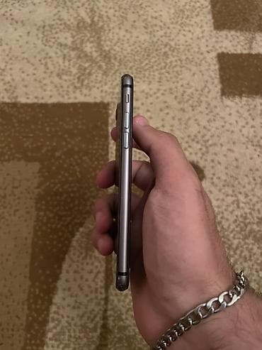 telefon apple: IPhone 8, 64 GB, Qara, Barmaq izi — 3