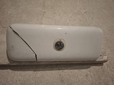 iwlenmiw unitazlar: Tək problem sifonun qapağı qırılb. yapışdırmaq olar. İkiqat düyməli su — 2