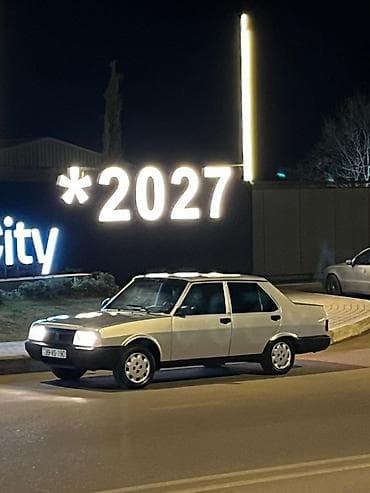 5 1 ford transit: Model: Tofaş Şahin (sedan) Kuzov: 4 qapılı, gümüşü rəng, qara plastik — 4