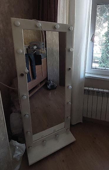 tek dolablar: 2 nəfərlik Çarpayı (sadə rahat Matras daxil ) 4 qapılı Geniş — 4