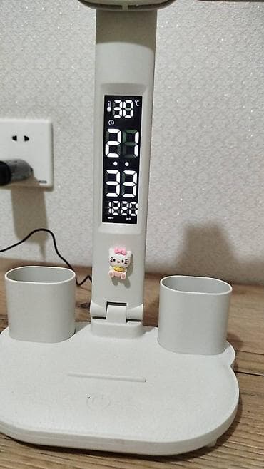 Stol lampaları: Stolüstü orqanayzer: LED lampa, saat, zəngli saat, qələm stəkanı/qabı — 3