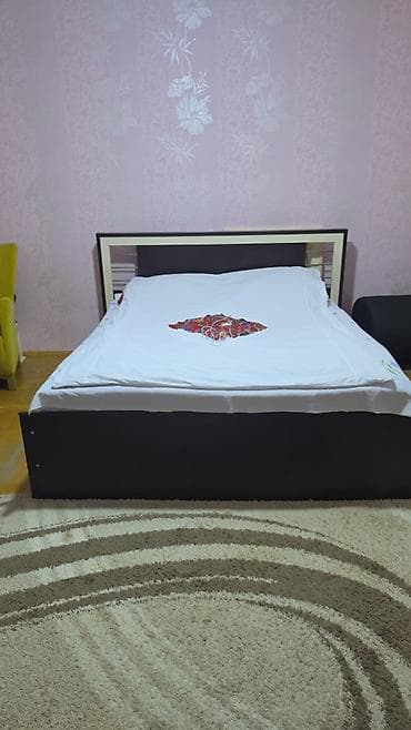 Ev üçün mebel: İkinəfərlik çarpayı, Dolab, İşlənmiş — 2