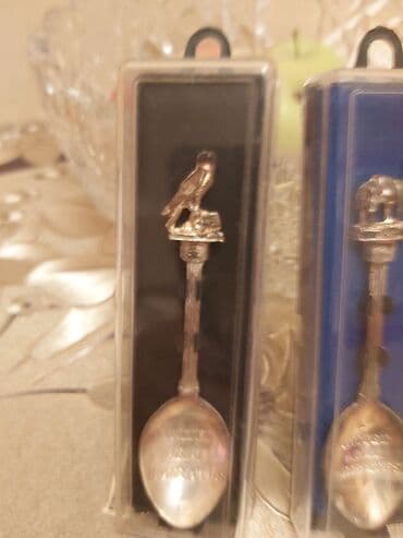 11 dollar nece manatdir: Dubaydan gelme hediyyelik suvenir qasiqlar, heresi 5 man, 3 eded — 2