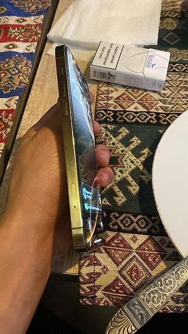 2ci el iphone: IPhone 12 Pro, 128 GB, Qızılı, Qırıq — 3