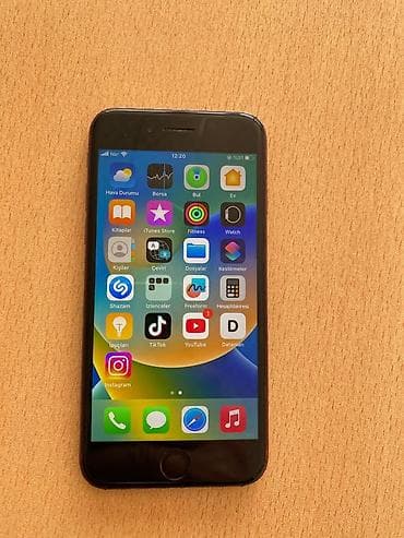 rengli printer: IPhone 8, 64 GB, Barmaq izi — 1