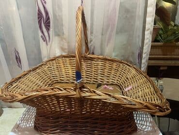 əjdaha meyvəsi: Böyük dekorativ səbət – əl işidir, təbii çubuqdan hörülüb — 1