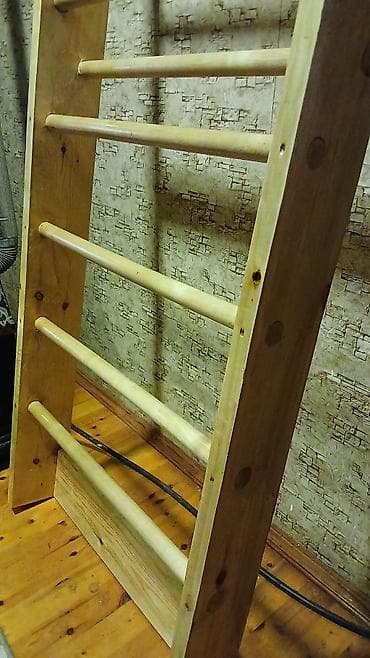 Digər idman və istirahət malları: Məhsul: Taxta İsveç divar nərdivanı (gymnastic wall bar) Sifarişlə — 2