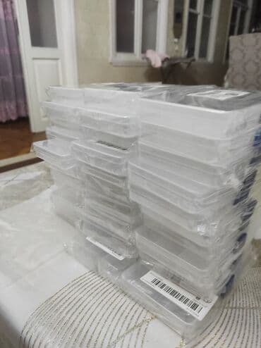 işlənmiş konteyner: Uzunnuqu 17 sm Eni 10 sm Bidenesi 5 AZN 5 dene getirene 4 manatdan — 1