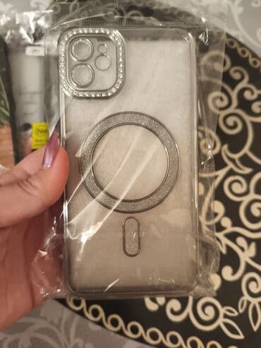 IPhone 11 üçün telefon qabları – müxtəlif dizaynlar - Model