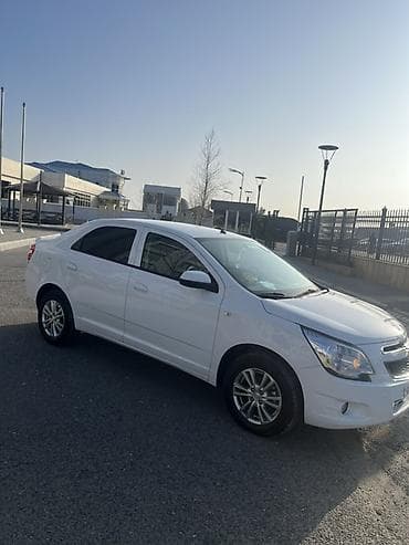 daewoo gentra 2020: Chevrolet Cobalt: 1.5 l | 2025 il 9200 km Sedan — 2