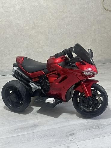 Uşaq üçün elektrik motosiklet Qırmızı rəngli, sport üslubda