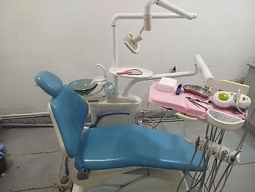 Digər tibbi məhsullar: Stomatoloji kreslo, şkaflar və sterilizasiya 3-ü birlikdə 1300 manat — 2