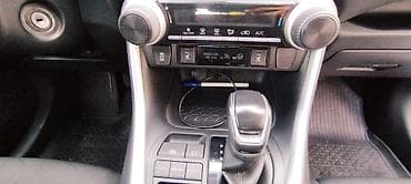 rio 1 5: Toyota RAV4: 2 l | 2019 il Van/Minivan — 6